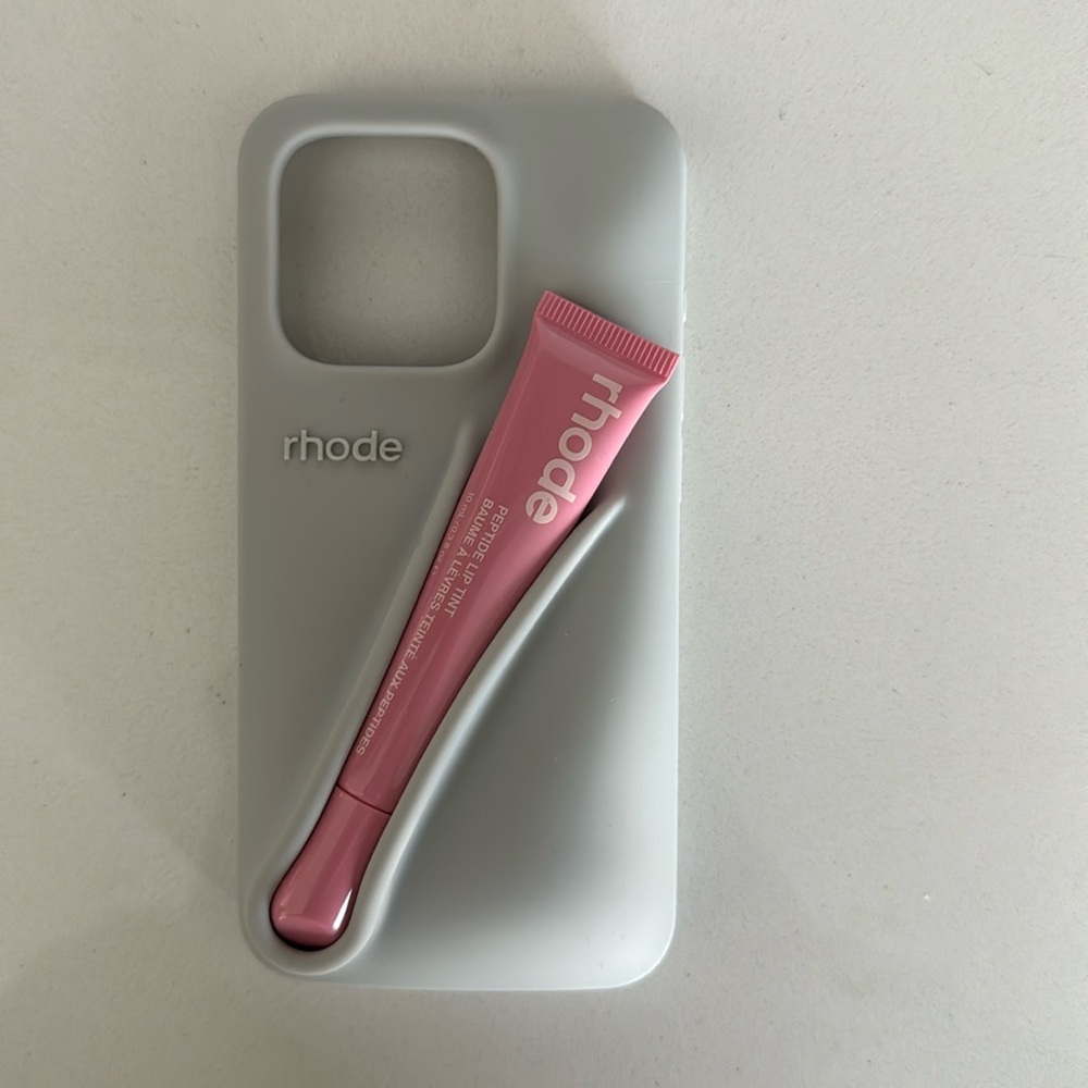 Rhode iphone 15 pro case with lipgloss